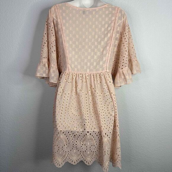 Akemi + Kin Dress Women's Size 0 Pink Eyelet Crochet Boho Whimsical Babydoll - Picture 2 of 9